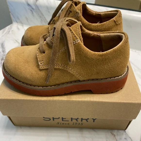 Sperry tevin oxford top